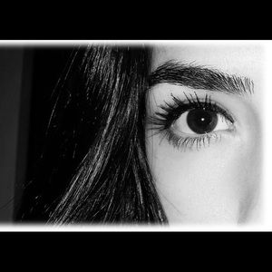 Meet your Posher, Selena